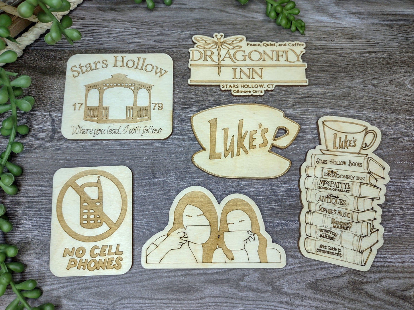 Gilmore Girls Magnet Sets — Stars Hollow Quotes & Icons