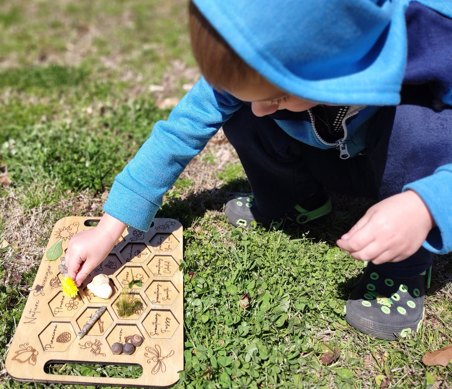 Nature Scavenger Hunt Board