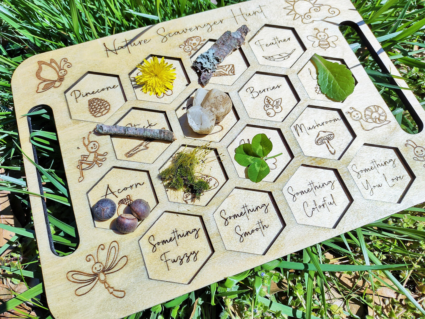 Nature Scavenger Hunt Board