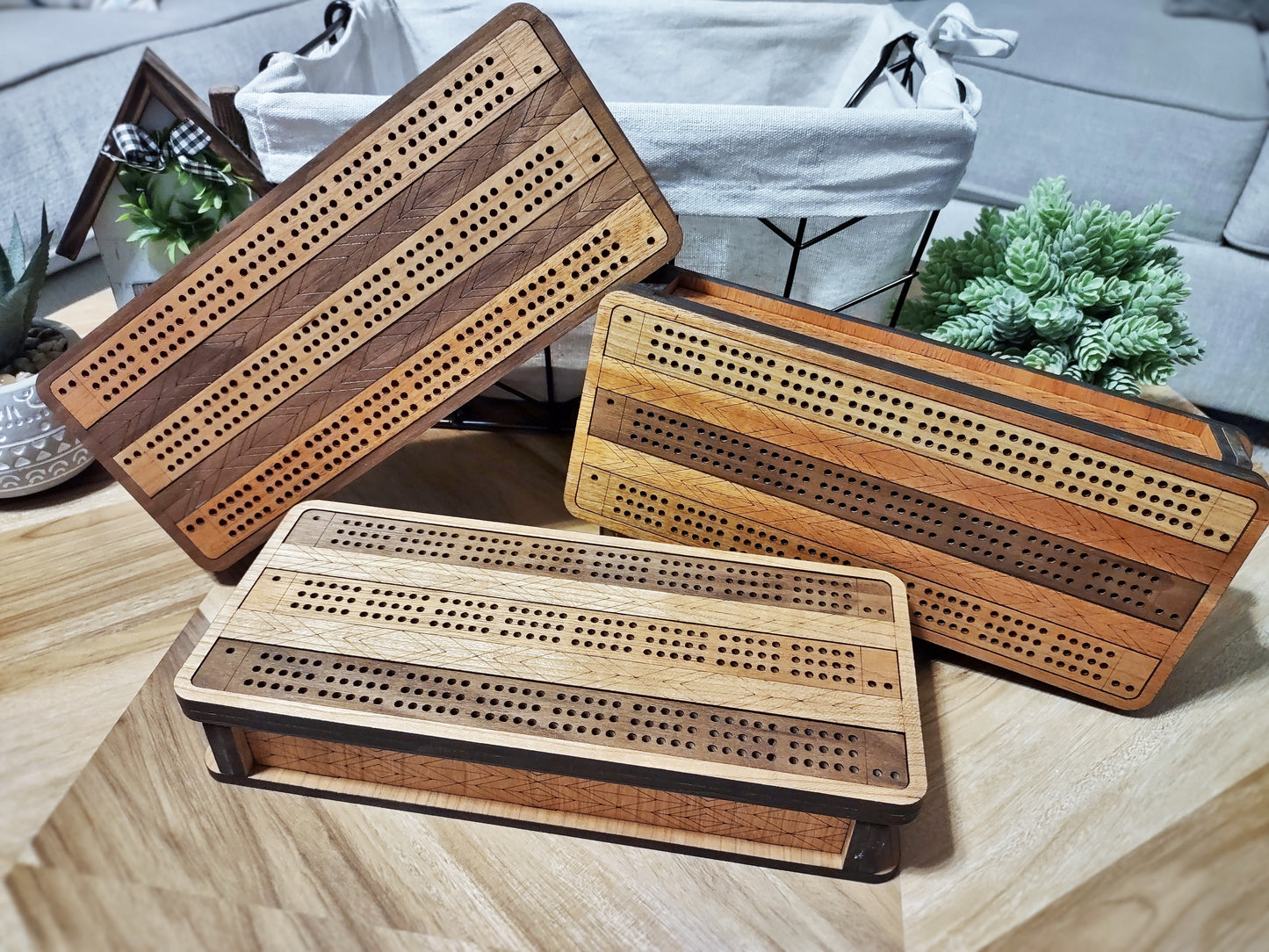 Heirloom Cribbage Board Game