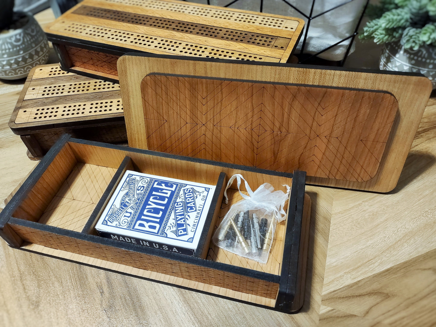 Heirloom Cribbage Board Game